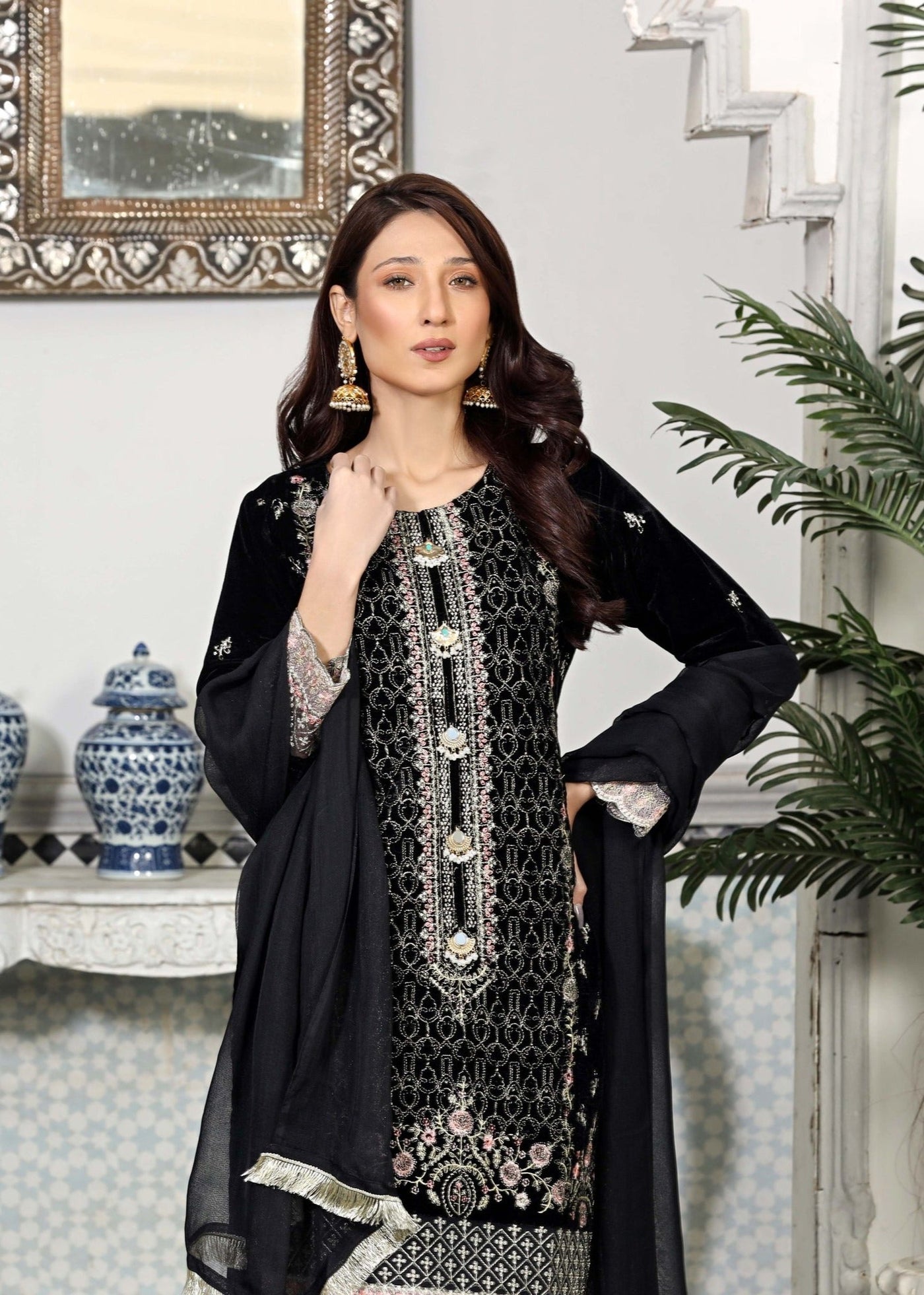 Raazi Libas -3pc velvet  suit (Pret)