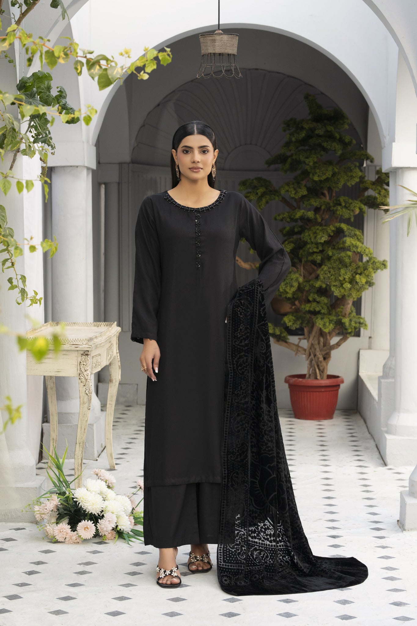 Black| Dhanak suit