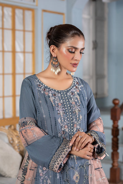 Saaz 3Pc - Embroidered Luxe PRET