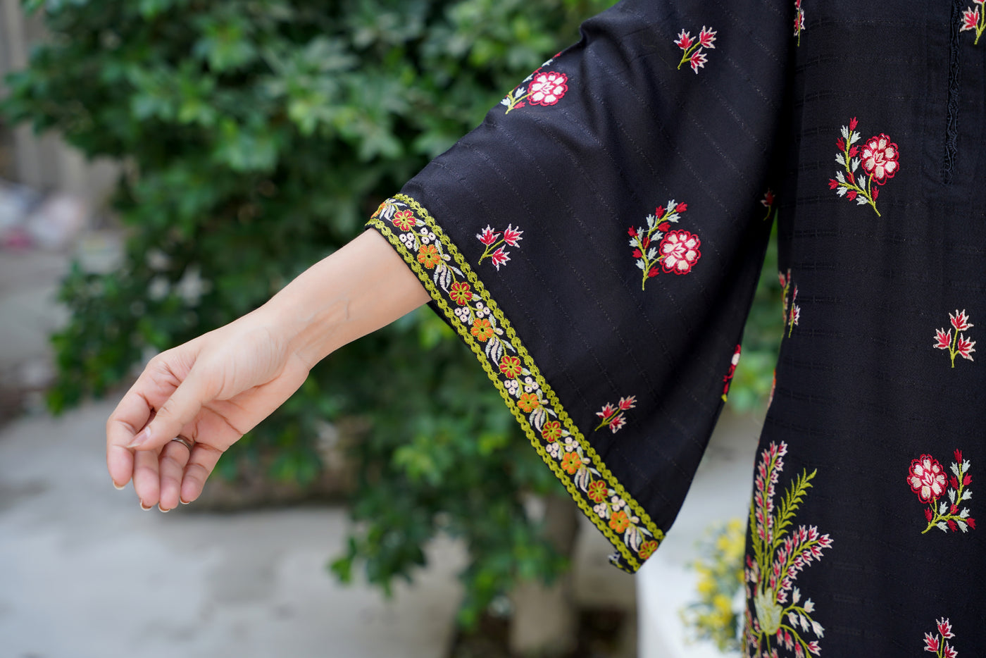 Midnight Blossom – Black Embroidered 2Pc Suit