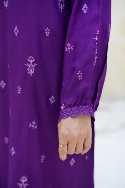 Zarina – Royal Plum Bloom 2Pc Dhanak Suit