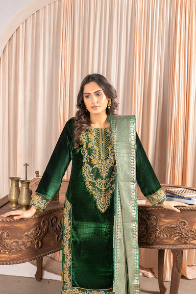 Rang-e-Narm embroidered |velvet Pret