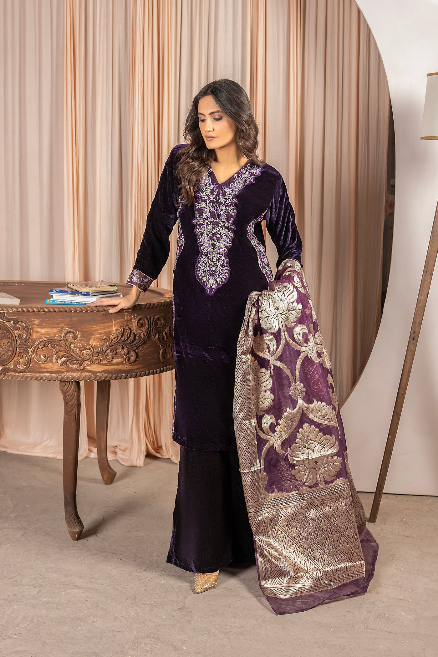 Rang-e-Narm embroidered |velvet Dress