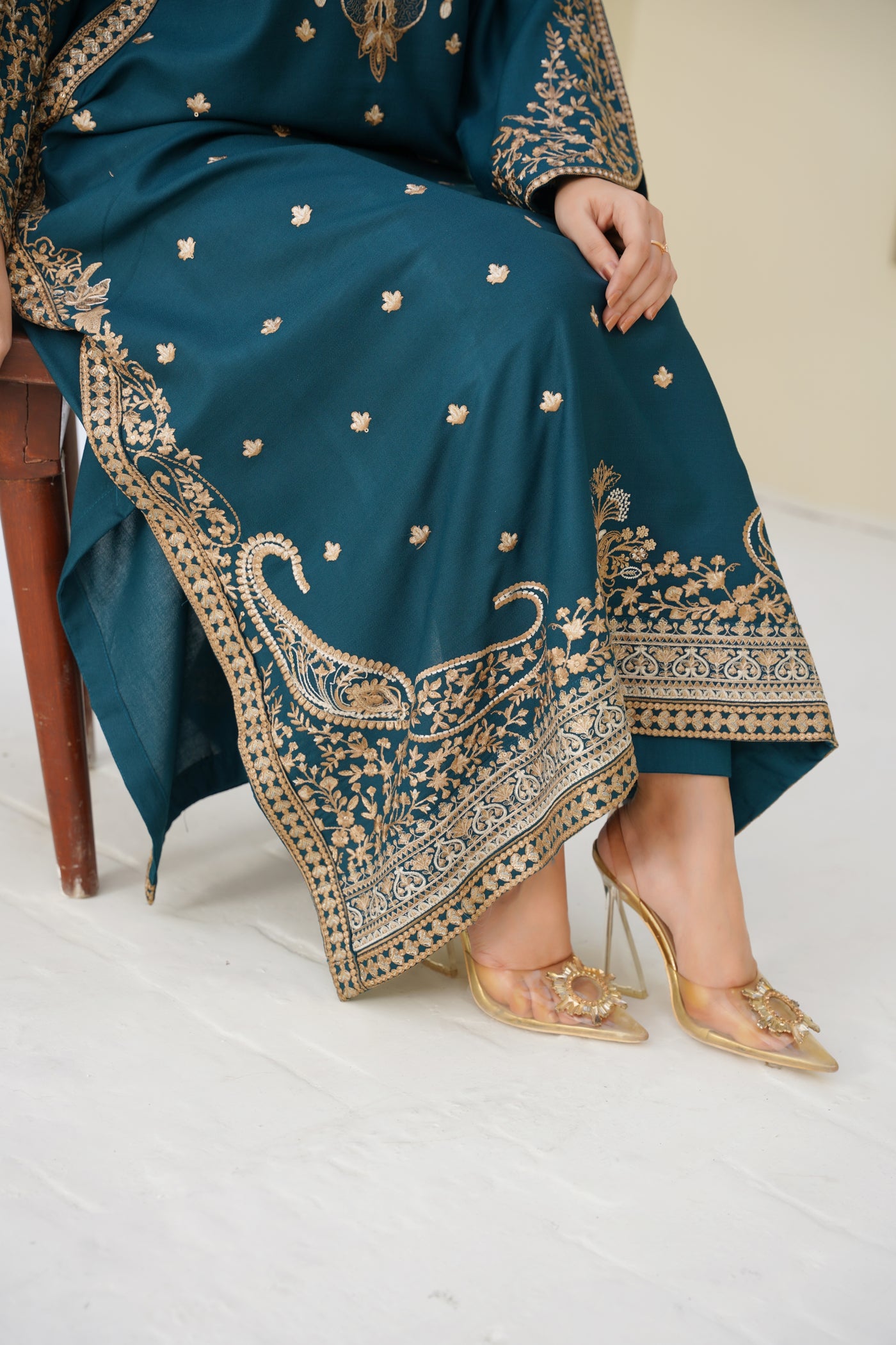 Mahira – Plum Deep Embroidered Pc Suit