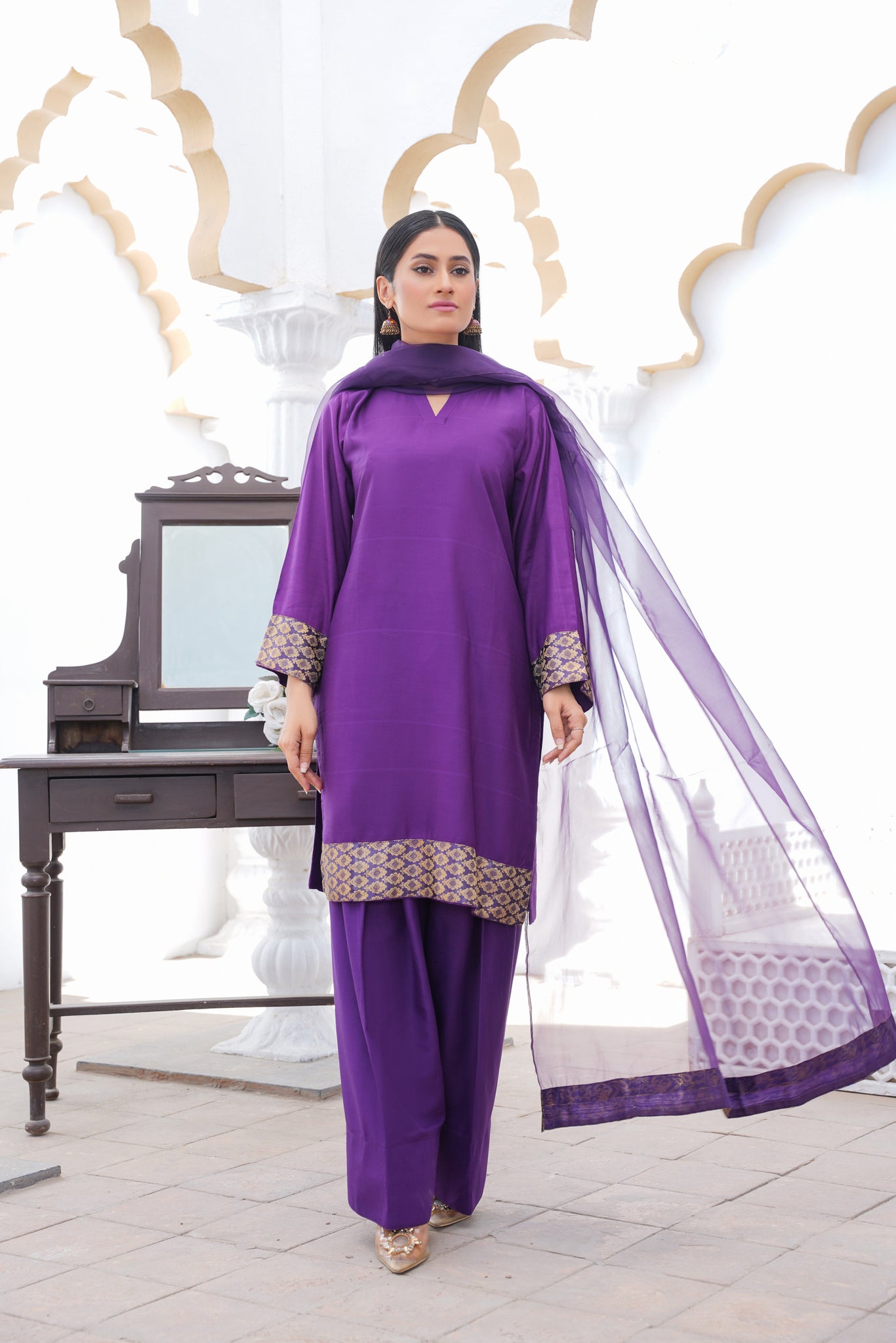 PURPLE 3Pc pret suit