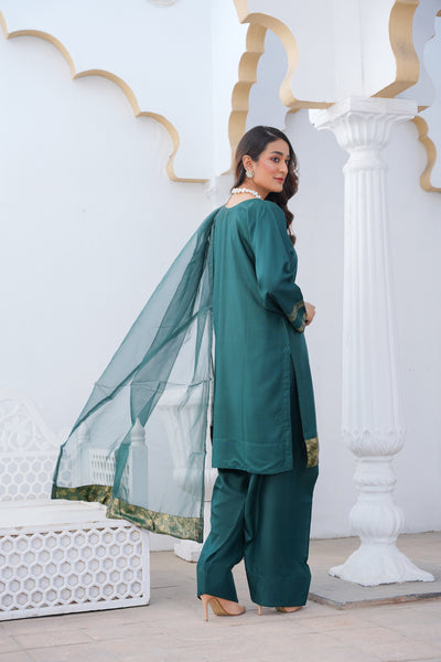 Emeraid Green    3pc - Embroidered Luxe PRET