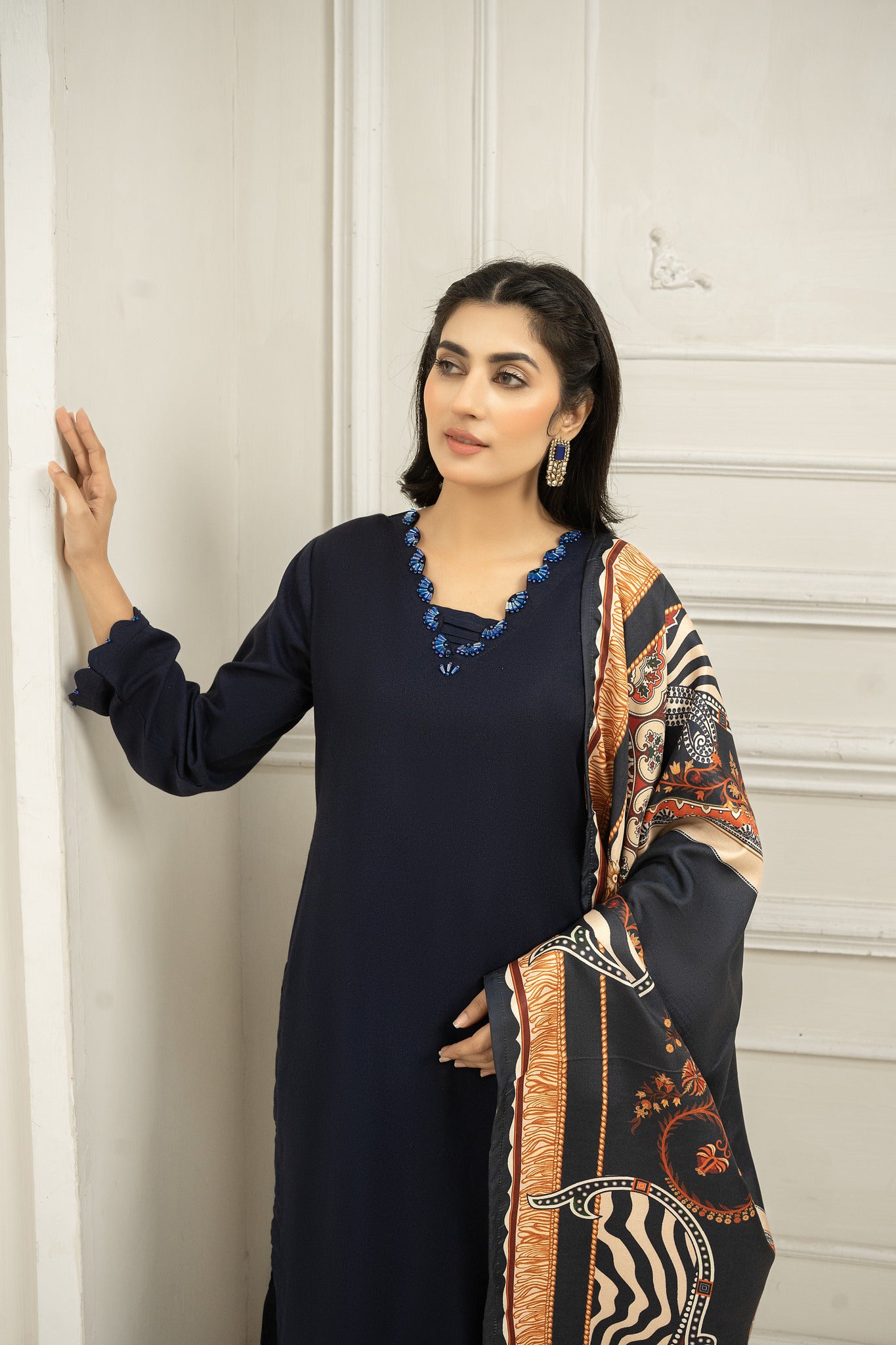 print shawl  | 3pc Dhanak suit