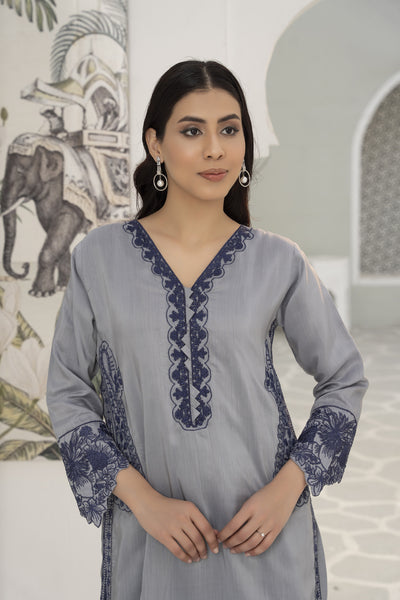 Jazmin 2pc embroidered suit