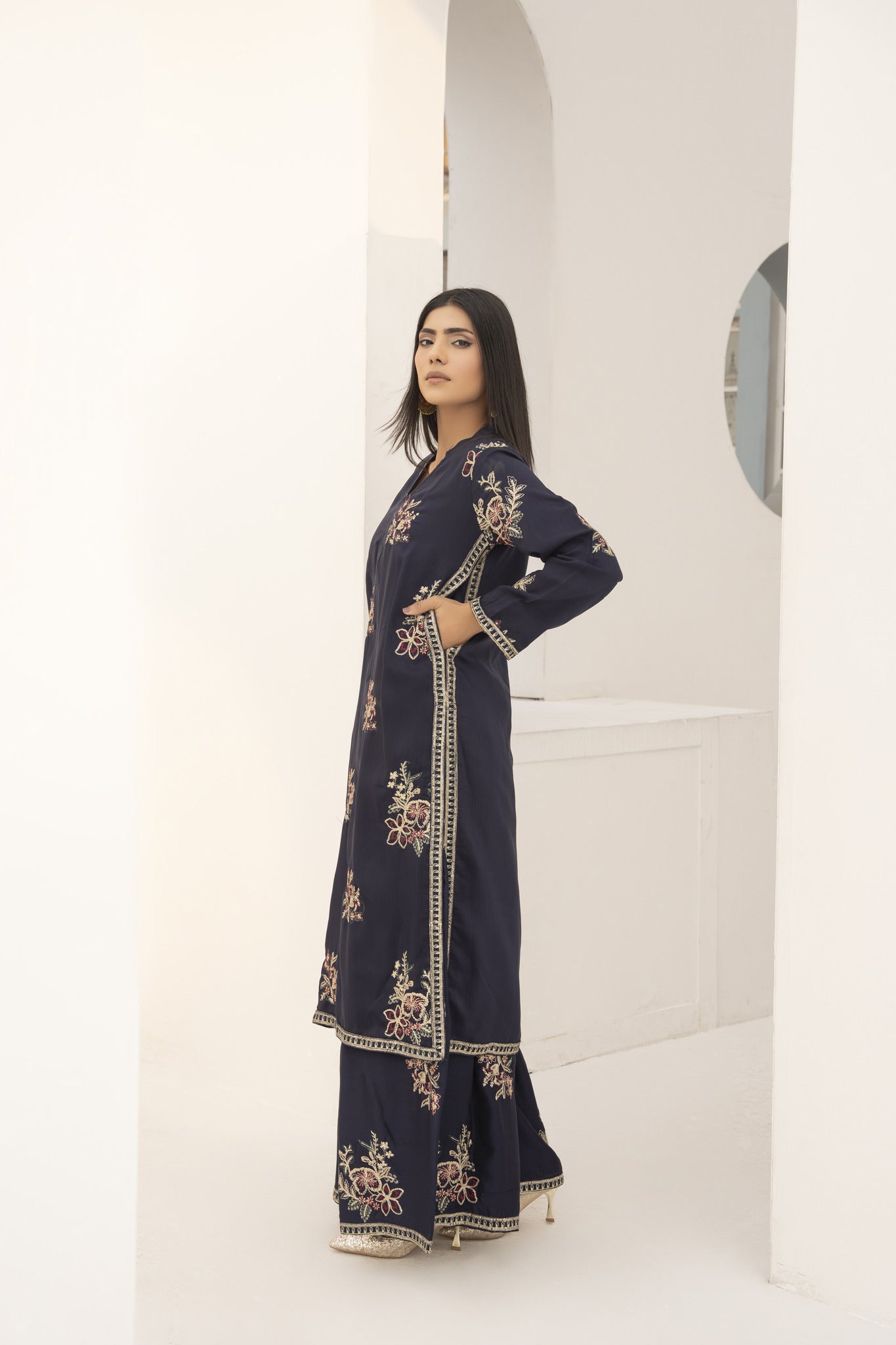 Rhea 2pc | embroidered set