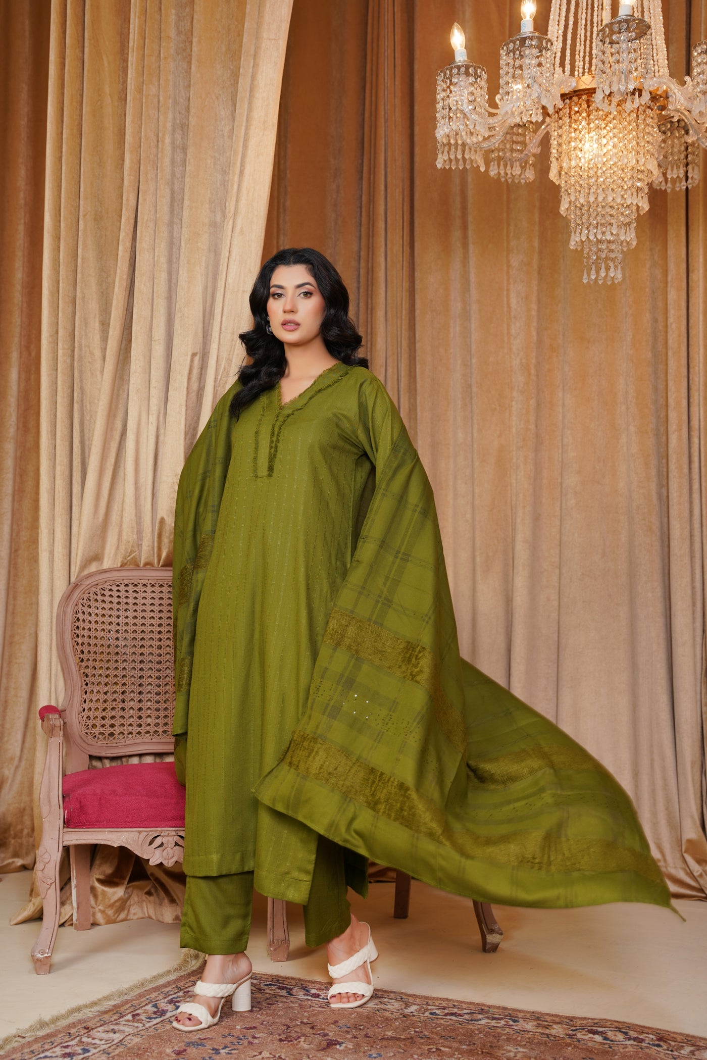 Olive Radiance – Green 3Pc Winter Suit