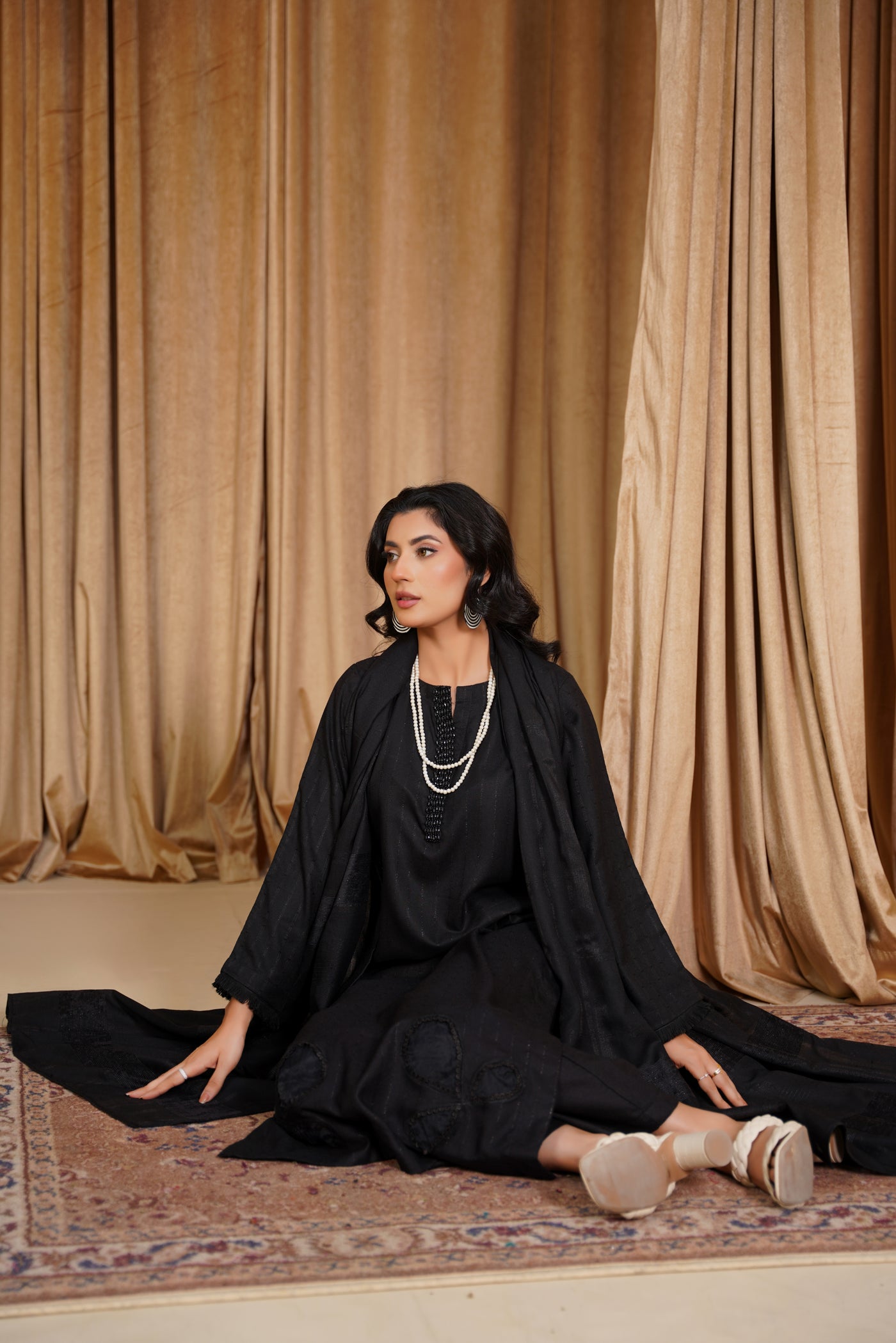 Midnight Grace – Black 3Pc Winter Suit