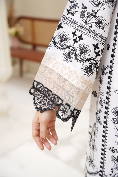 Ivory Noir – Contrast Embroidered 3Pc Suit