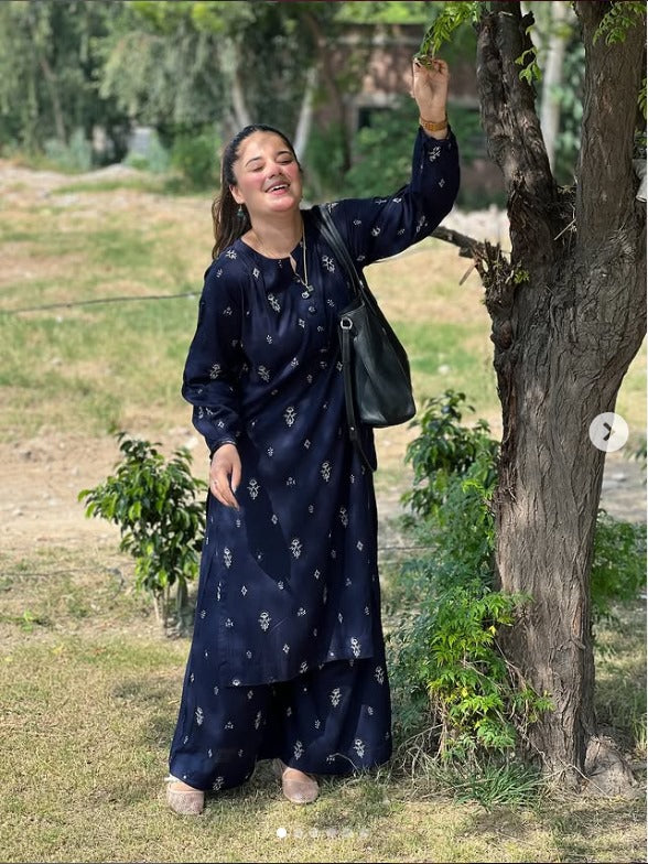 Areeba – Midnight Blue Linen Slub 2Pc Suit
