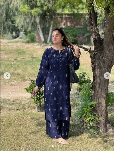 Areeba – Midnight Blue Linen Slub 2Pc Suit